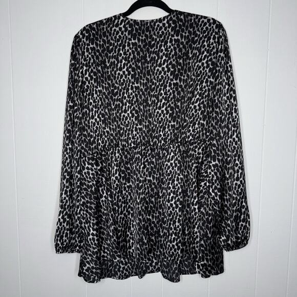 Torrid Women’s Peplum Satin Button Front Long Sleeve Top Cheetah Size 3 NWT - Picture 2 of 6